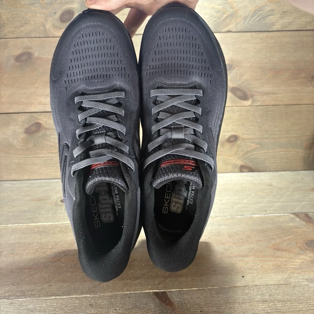 Skechers Slip ins Go Run Consistent 2.0 Mens 8.5 shoes Black Knit Wide Sneakers